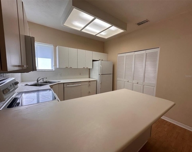35 Magnolia Avenue - Photo Thumbnail 10