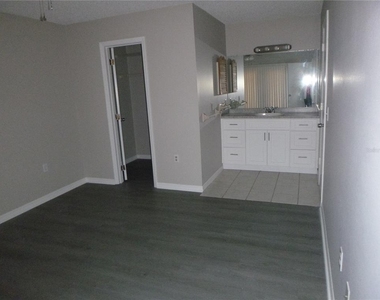 4416 Highland Lane - Photo Thumbnail 4