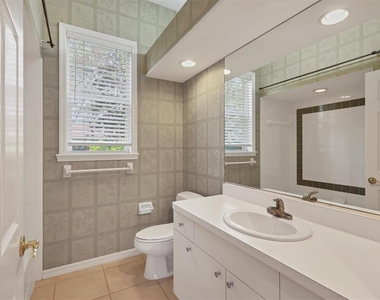 4920 Old Oakleaf Drive - Photo Thumbnail 26