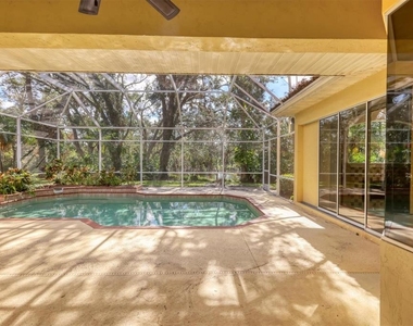 4920 Old Oakleaf Drive - Photo Thumbnail 31