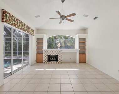 4920 Old Oakleaf Drive - Photo Thumbnail 16