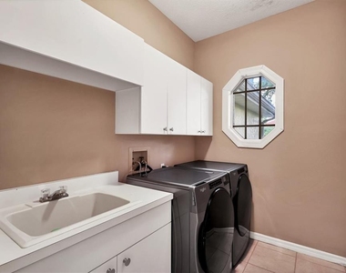 4920 Old Oakleaf Drive - Photo Thumbnail 28