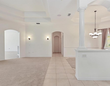 4920 Old Oakleaf Drive - Photo Thumbnail 3