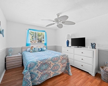 5027 31st Street W - Photo Thumbnail 27