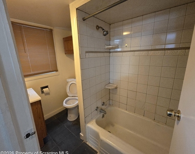 1136 Luzerne Street - Photo Thumbnail 5