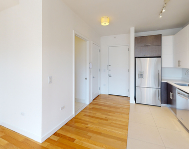 805 Columbus Ave - Photo Thumbnail 1