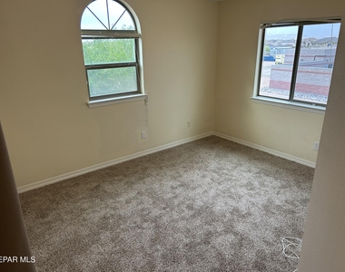14396 Alma Point - Photo Thumbnail 17