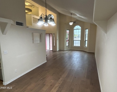 14396 Alma Point - Photo Thumbnail 4