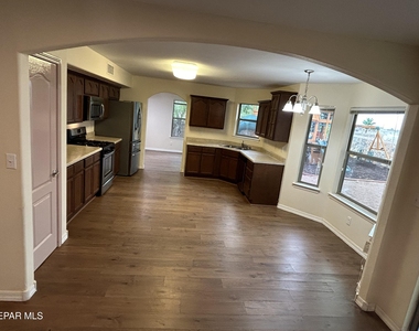 14396 Alma Point - Photo Thumbnail 6