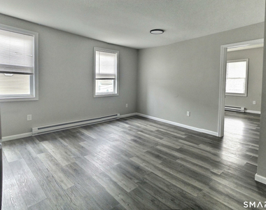 36 2nd Avenue - Photo Thumbnail 2