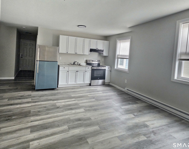 36 2nd Avenue - Photo Thumbnail 1