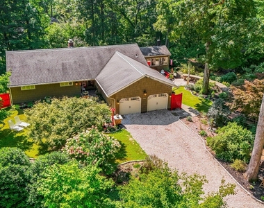 92 Kenmore Road - Photo Thumbnail 24