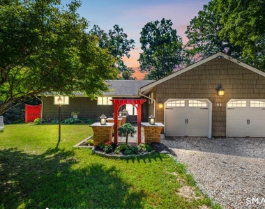 92 Kenmore Road - Photo Thumbnail 1