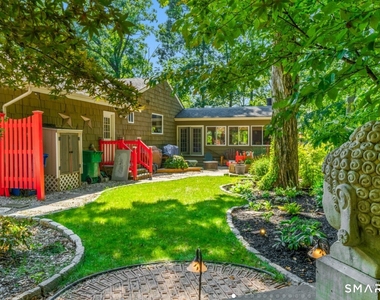 92 Kenmore Road - Photo Thumbnail 23