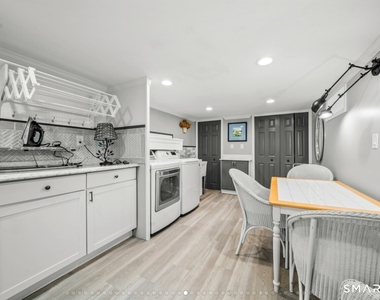 92 Kenmore Road - Photo Thumbnail 21