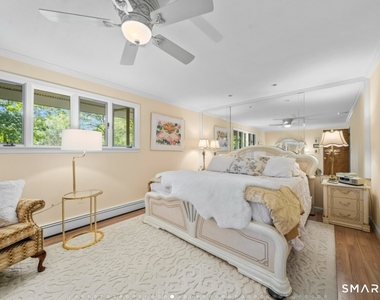 92 Kenmore Road - Photo Thumbnail 12