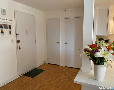 143 Hoyt Street - Photo Thumbnail 2