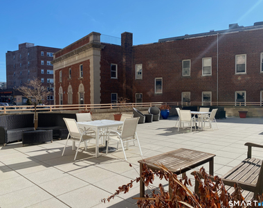 143 Hoyt Street - Photo Thumbnail 24