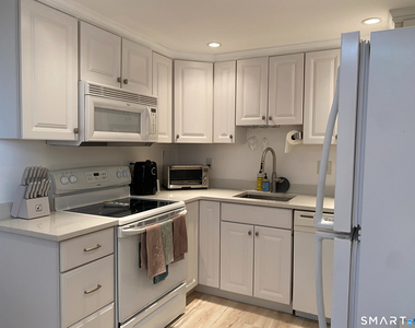 143 Hoyt Street - Photo Thumbnail 5