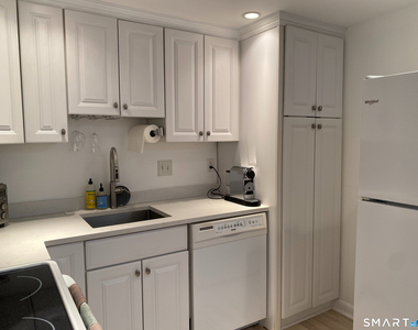 143 Hoyt Street - Photo Thumbnail 6