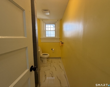 483 Barnum Avenue - Photo Thumbnail 6