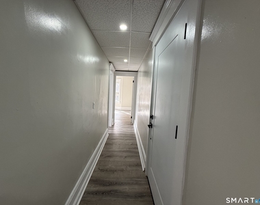 483 Barnum Avenue - Photo Thumbnail 11