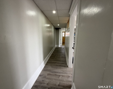 483 Barnum Avenue - Photo Thumbnail 9