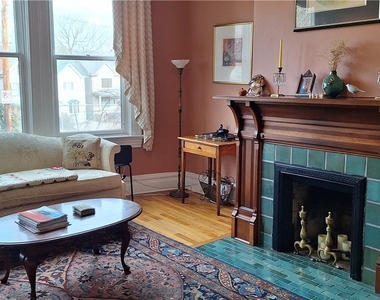 22 Brownell St - Photo Thumbnail 3