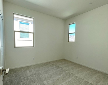 155 Marlette Creek Place - Photo Thumbnail 15