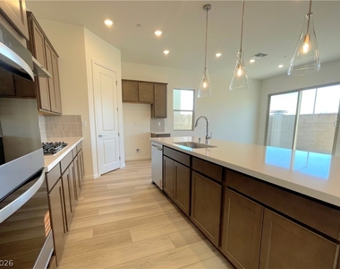 155 Marlette Creek Place - Photo Thumbnail 5