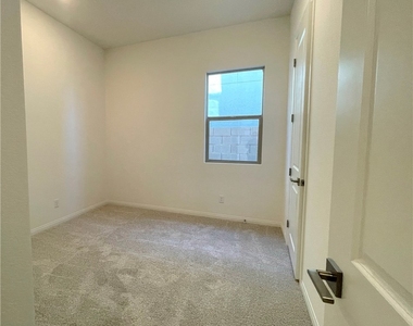 155 Marlette Creek Place - Photo Thumbnail 19