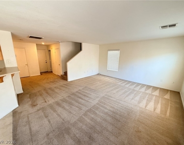 2416 Cockatoo Drive - Photo Thumbnail 4