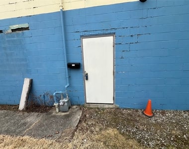 4 Erie Street - Photo Thumbnail 16