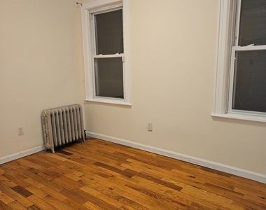 116-49 147th Street - Photo Thumbnail 3