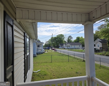 629 Hanson Street - Photo Thumbnail 12