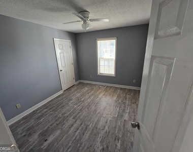 629 Hanson Street - Photo Thumbnail 10