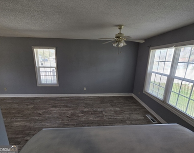 629 Hanson Street - Photo Thumbnail 8