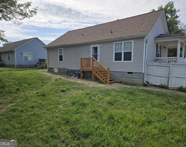 629 Hanson Street - Photo Thumbnail 13