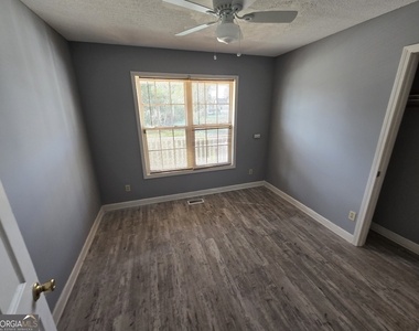 629 Hanson Street - Photo Thumbnail 5