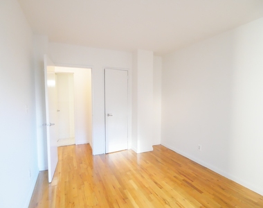 440 East 88th Street - Photo Thumbnail 8