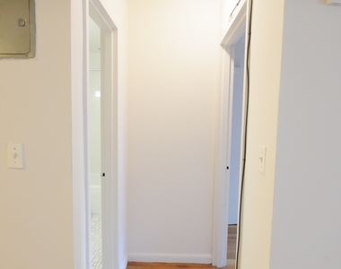 440 East 88th Street - Photo Thumbnail 5