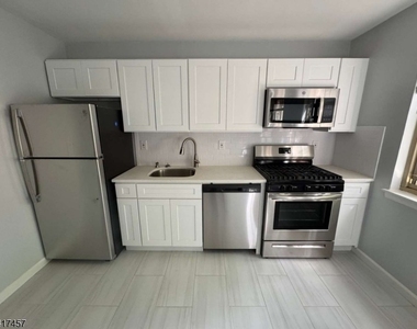 48 Southgate Rd - Photo Thumbnail 1