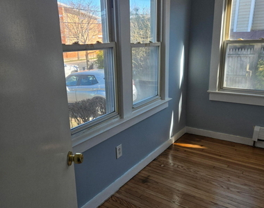 811 Central Avenue - Photo Thumbnail 4