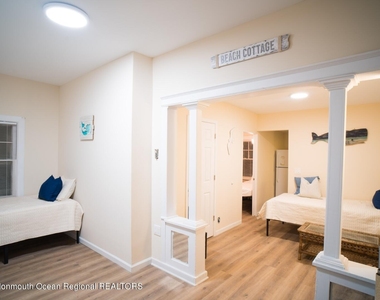 323 14th Avenue - Photo Thumbnail 9