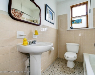 15 Riverview Road - Photo Thumbnail 31
