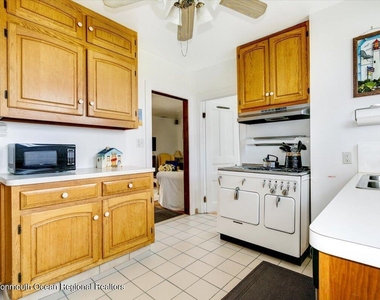 15 Riverview Road - Photo Thumbnail 22