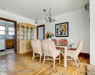 15 Riverview Road - Photo Thumbnail 16