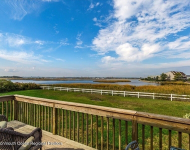 15 Riverview Road - Photo Thumbnail 7