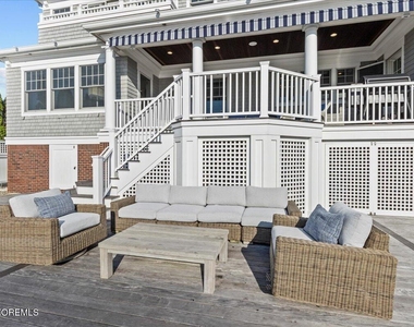 1200 Bay Avenue - Photo Thumbnail 4