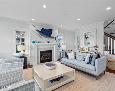 1200 Bay Avenue - Photo Thumbnail 6